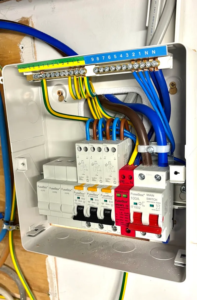 AHD Electrics