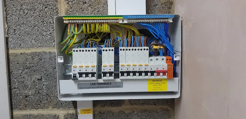 Electrolaze