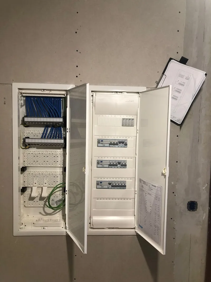 Elektrotechnik Valmir Elshani