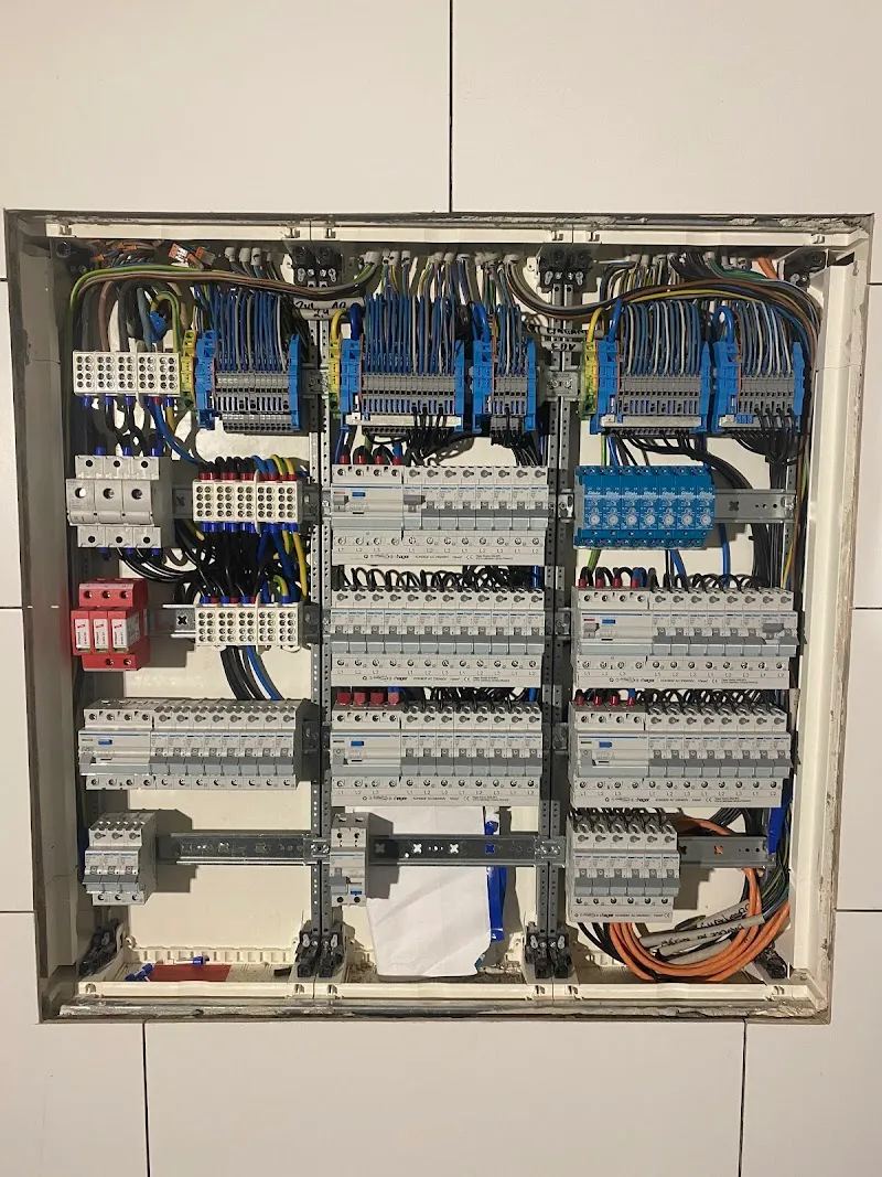 P&M Elektrotechnik