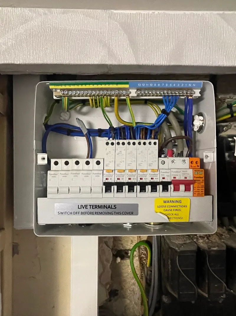 T N A Electrical Services LTD
